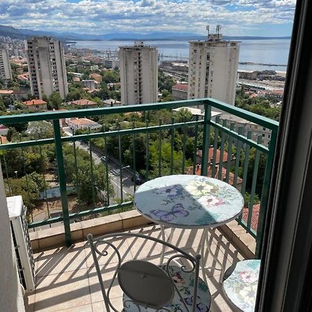 Apartment With Amazing City View Rijeka Extérieur photo