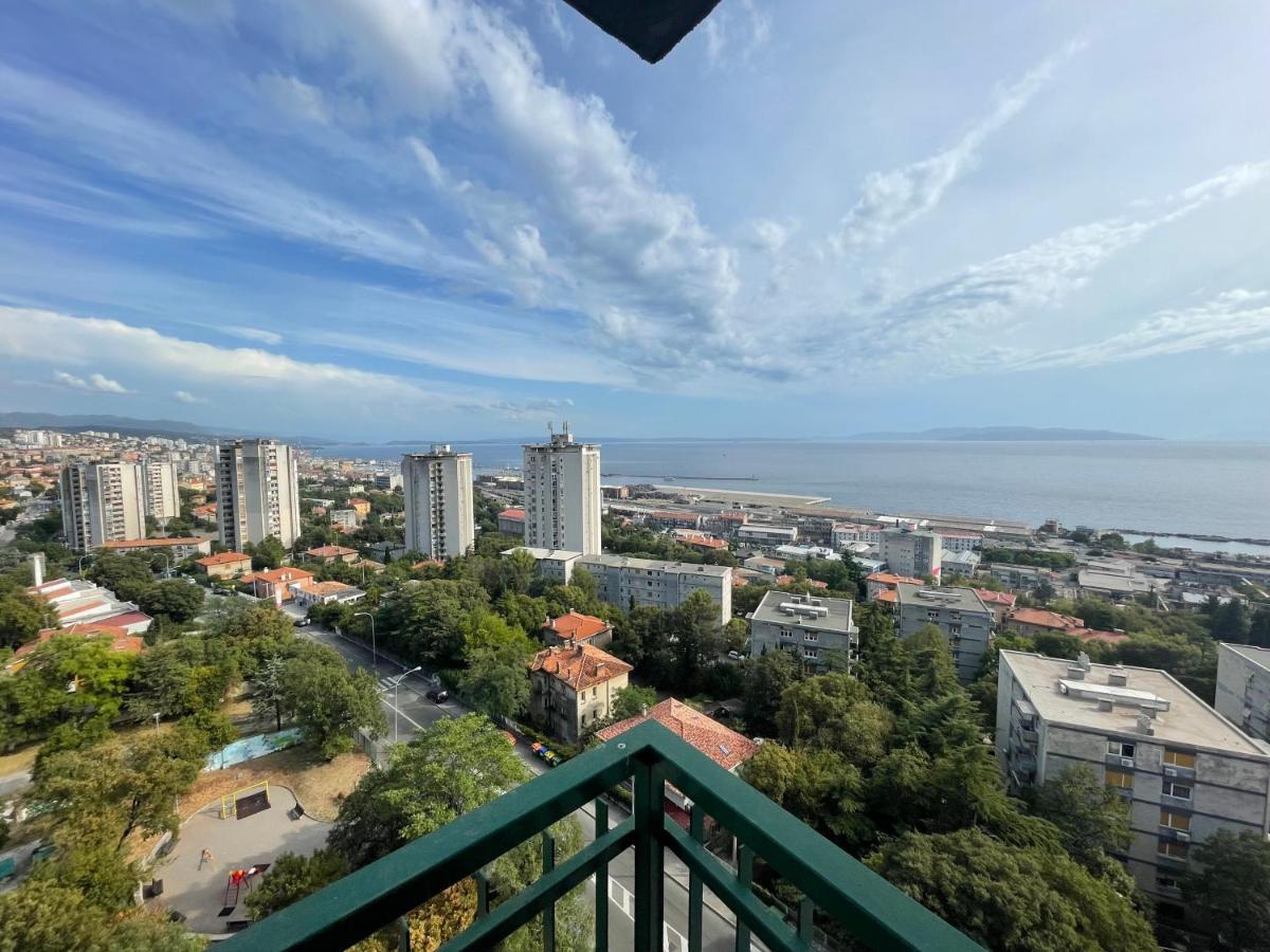 Apartment With Amazing City View Rijeka Extérieur photo