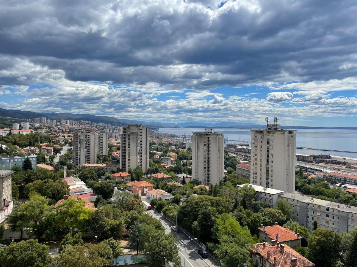 Apartment With Amazing City View Rijeka Extérieur photo
